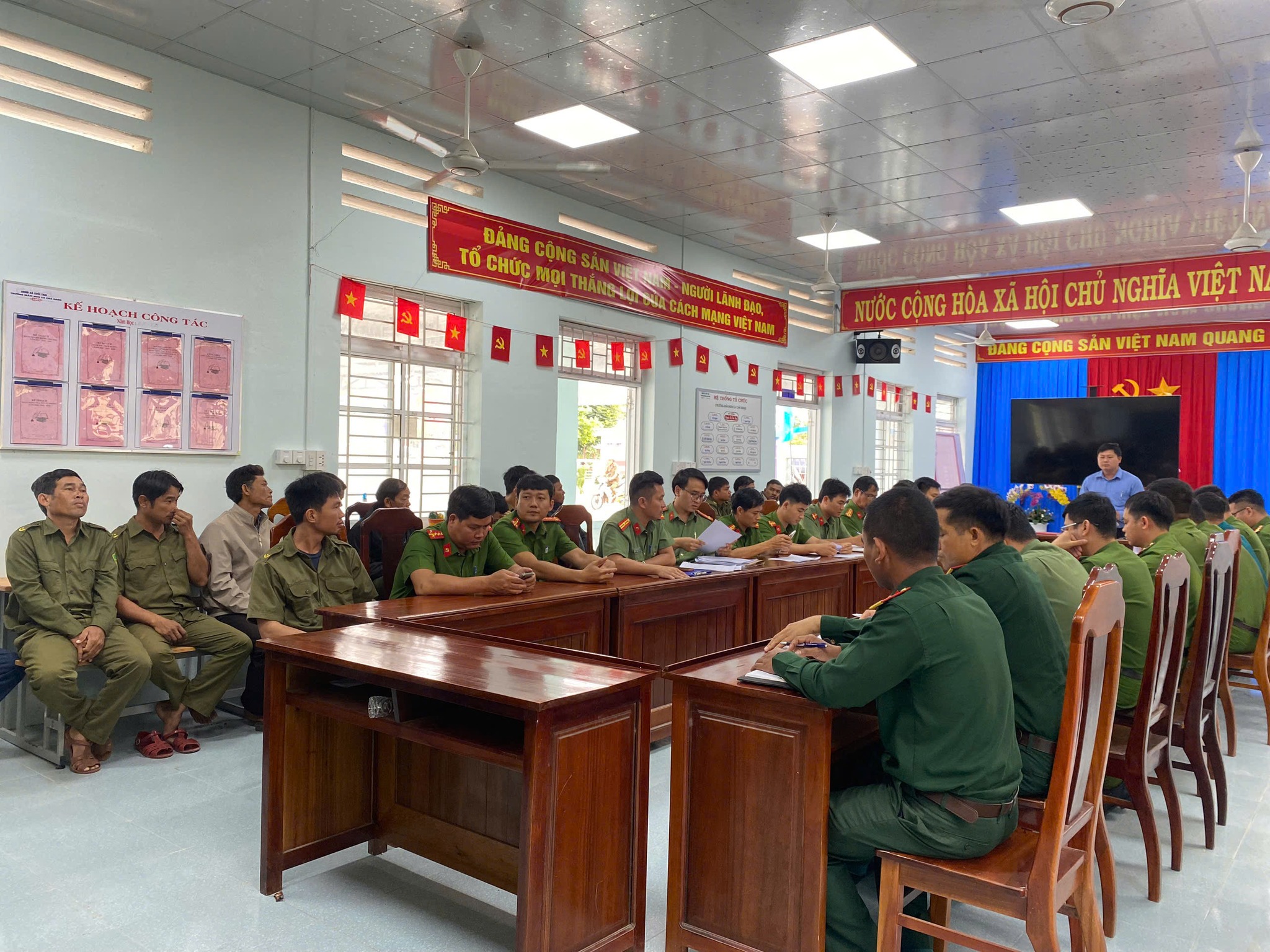 650227476-122165984948914146-7856027904413981842-n