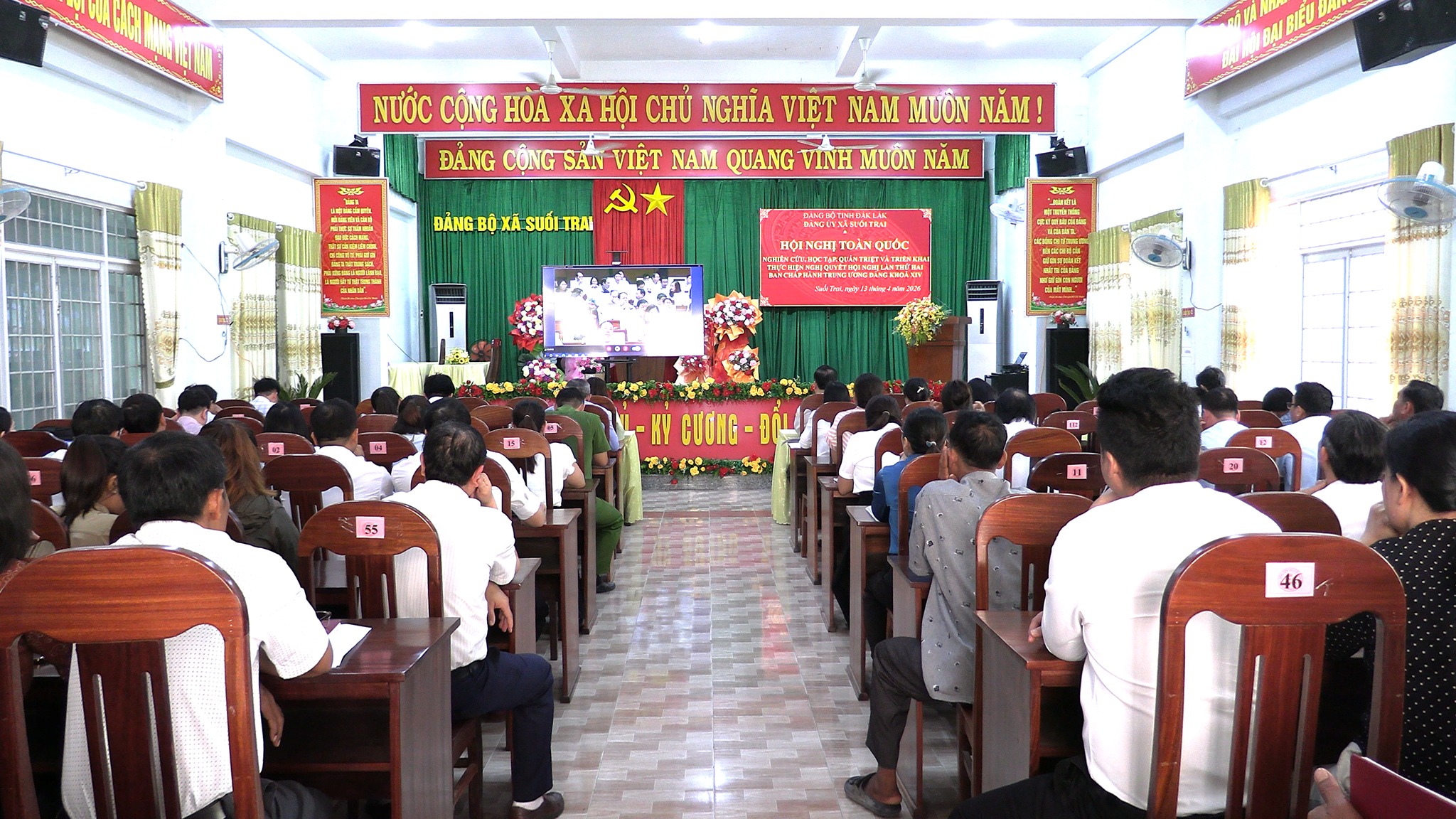 HỘI NGHỊ TOÀN QUỐC NGHIÊN CỨU, HỌC TẬP, QUÁN TRIỆT VÀ TRIỂN KHAI THỰC HIỆN NGHỊ QUYẾT HỘI NGHỊ LẦN THỨ HAI BAN CHẤP HÀNH TRUNG ƯƠNG ĐẢNG KHÓA XIV