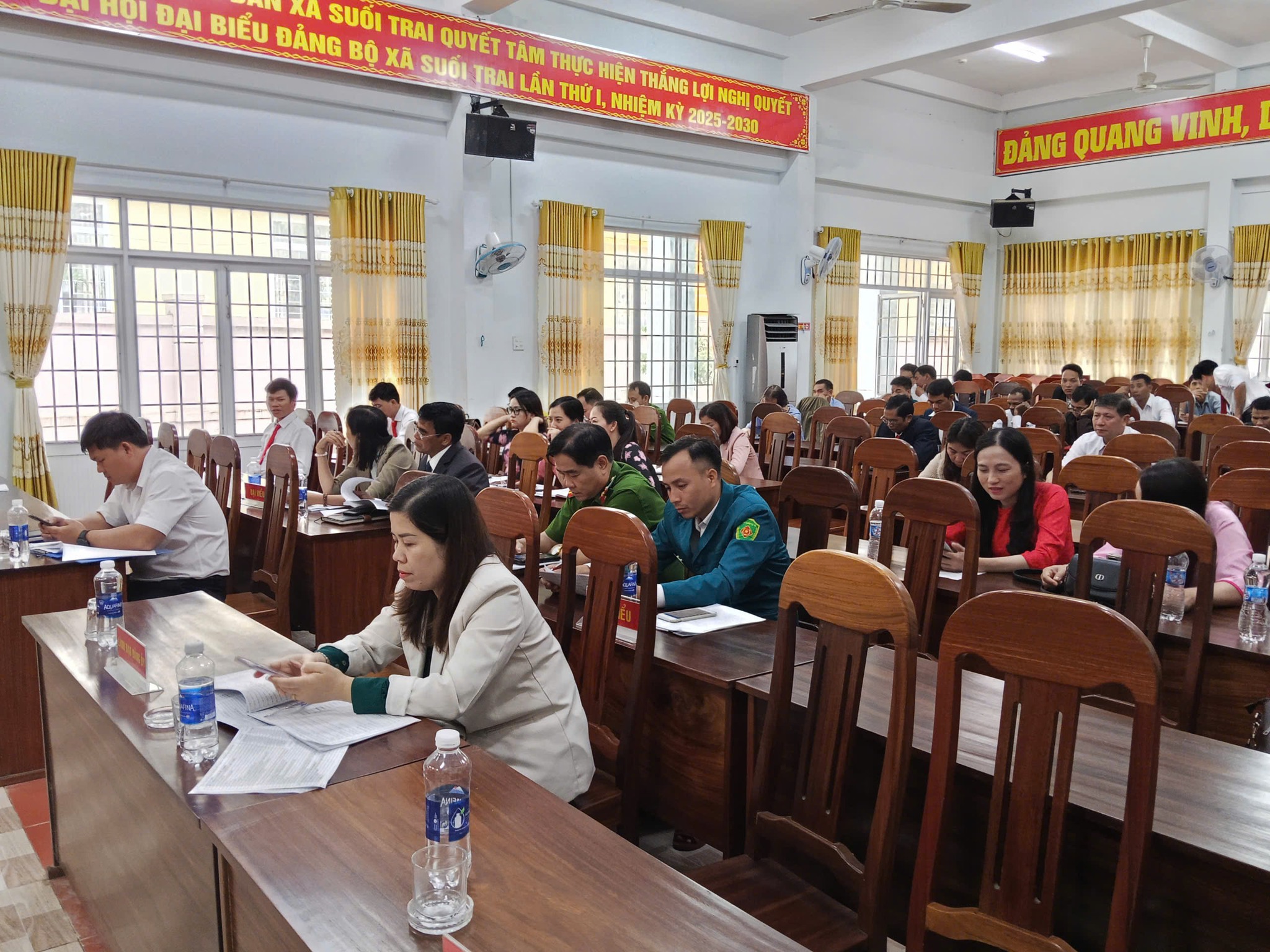 Kỳ họp chuyên đề lần thứ tư, HĐND xã khóa XII, nhiệm kỳ 2021 – 2026