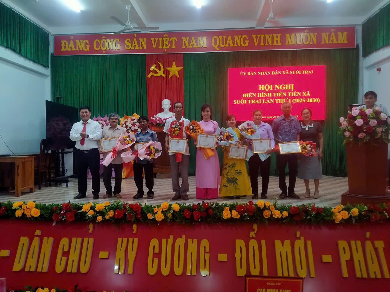 XÃ SUỐI TRAI TỔ CHỨC HỘI NGHỊ PHONG TRÀO THI ĐUA YÊU NƯỚC GIAI ĐOẠN 2020 – 2025