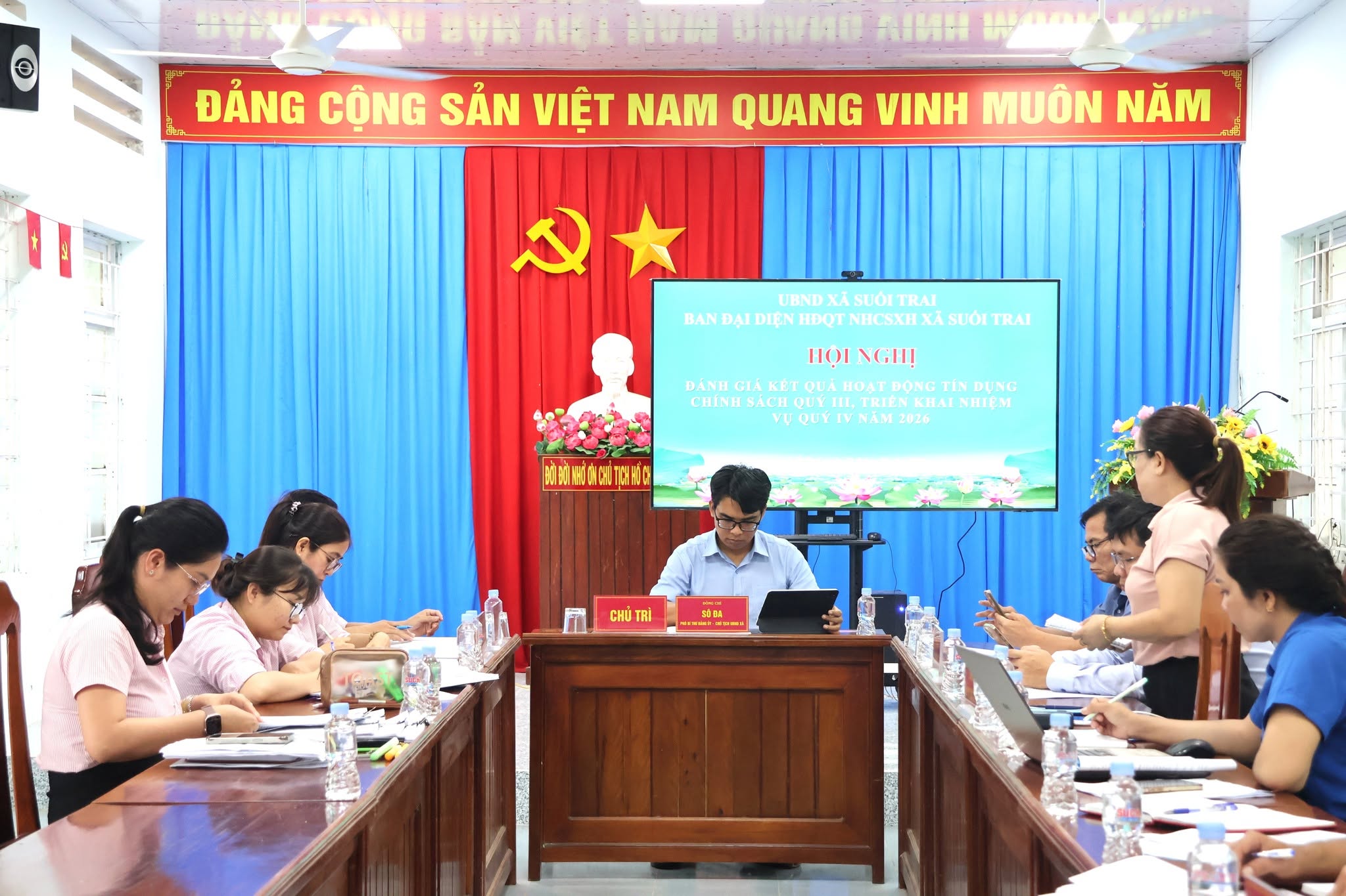 HƠN 120 TỶ ĐỒNG VỐN TÍN DỤNG CHÍNH SÁCH TIẾP SỨC NGƯỜI DÂN PHÁT TRIỂN KINH TẾ