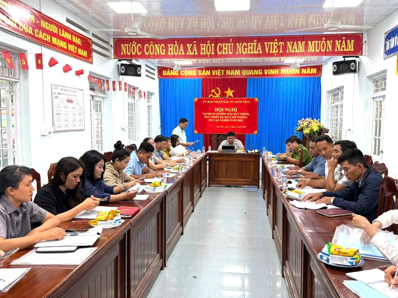 SUỐI TRAI TỔ CHỨC TẬP HUẤN RÀ SOÁT HỘ NGHÈO, HỘ CẬN NGHÈO NĂM 2026