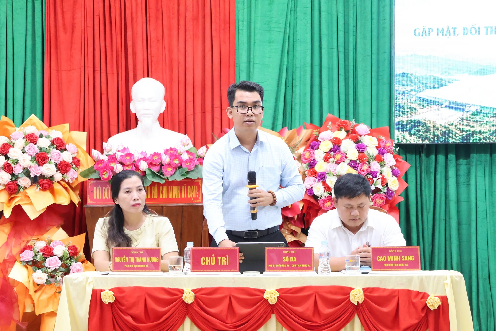 XÃ SUỐI TRAI GẶP MẶT, ĐỐI THOẠI VỚI DOANH NGHIỆP, HỢP TÁC XÃ, HỘ KINH DOANH VÀ PHÁT ĐỘNG THÁNG CAO ĐIỂM “VÌ NGƯỜI NGHÈO” NĂM 2026